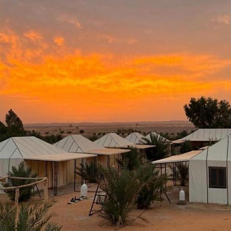 Toop Luxury Camp Hotel Merzouga Exterior photo
